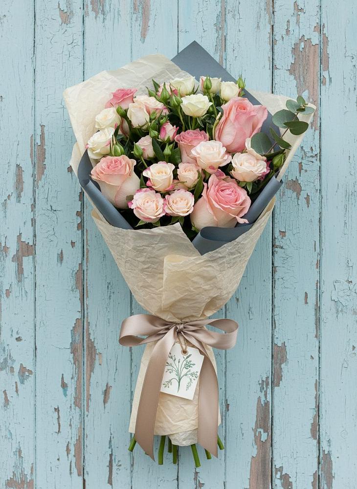 Букет цветов из: Розы в Пикалёво