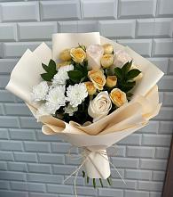 Букет цветов из:  Розы и Хризантемы в Пикалёво