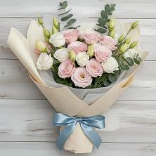 Букет цветов из:  Лизиантусы в Пикалёво