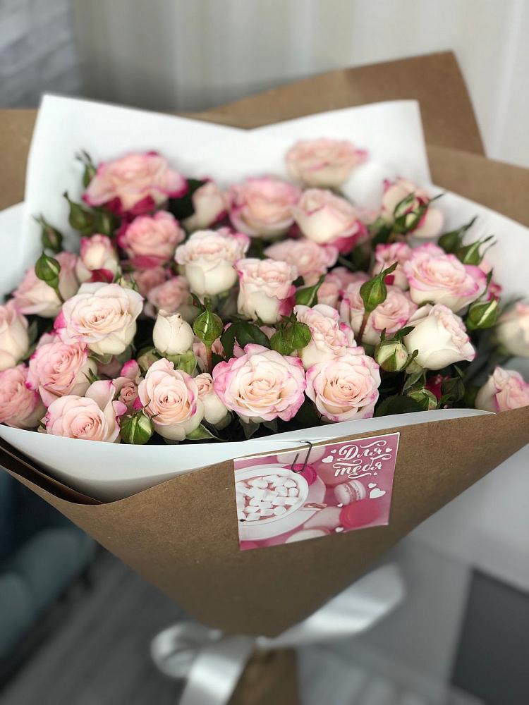 Букет цветов из: Розы в Пикалёво