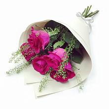 Букет цветов из:  Розы #REPLACE_PRED# Пикалёво