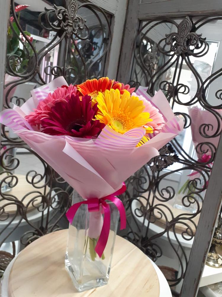 Букет цветов из: Герберы в Пикалёво