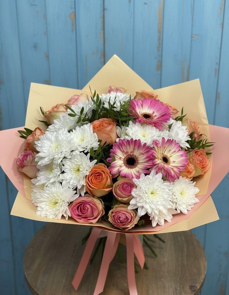 Букет цветов из: Розы, Герберы и Хризантемы в Пикалёво