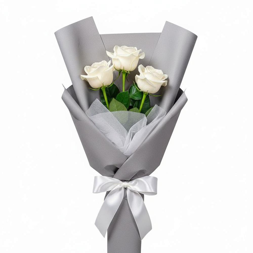 Букет 3 белые розы в Пикалёво
