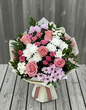 Букет цветов из:  Альстромерии, Гвоздики, Розы и Хризантемы #REPLACE_PRED# Пикалёво