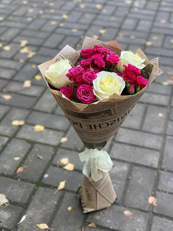 Букет цветов из: Розы в Пикалёво