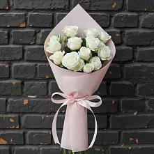 Букет цветов из:  Розы #REPLACE_PRED# Пикалёво